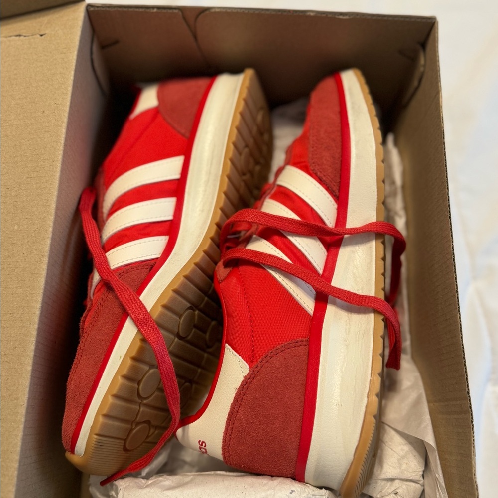 Adidas Run 70s